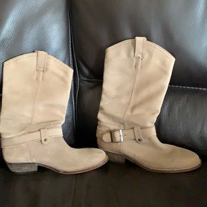Steve Madden boots great fall color to big for me